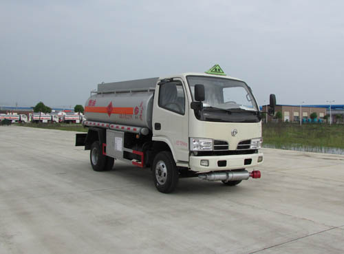 油罐車(chē)圖片 油罐車(chē)圖片