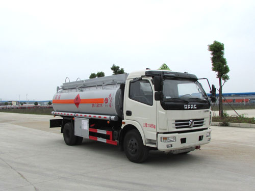油罐車圖片