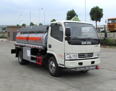 5噸東風(fēng)多利卡加油車(chē)圖片 5噸東風(fēng)多利卡加油車(chē)圖片