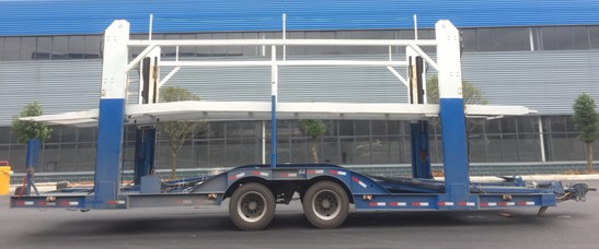 中置軸半掛轎運(yùn)車圖片