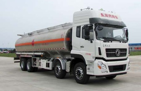 東風(fēng)天龍前四后八油罐車底盤圖片