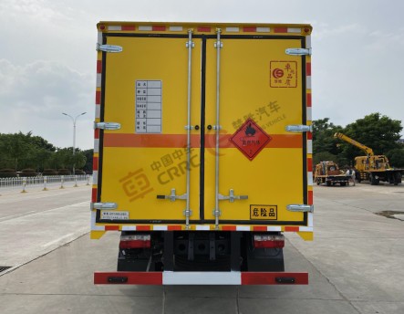 國(guó)六東風(fēng)凱普特5.15米二類易燃?xì)怏w廂式運(yùn)輸車