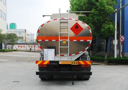 國六東風(fēng)天錦25方油罐車 國六東風(fēng)天錦25方油罐車