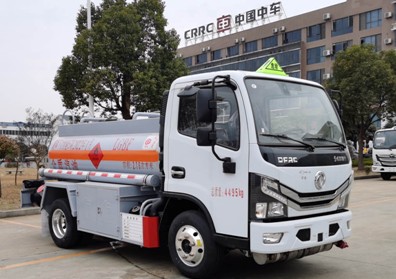 國(guó)六東風(fēng)多利卡藍(lán)牌加油車/運(yùn)油車