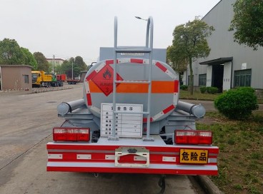 國(guó)六東風(fēng)多利卡藍(lán)牌加油車/運(yùn)油車