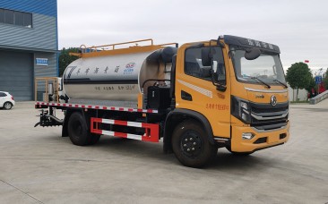 6.5噸東風(fēng)華神T3普通型瀝青灑布車(chē) 6.5噸東風(fēng)華神T3普通型瀝青灑布車(chē)