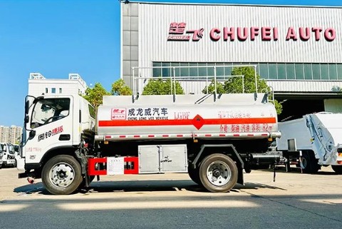 福田奧鈴捷運(yùn)8.2方油罐車