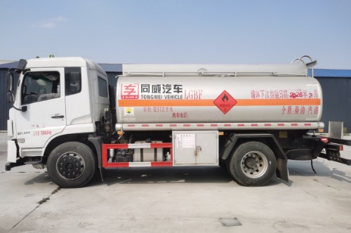 二手10噸油罐車，河南平頂山戶