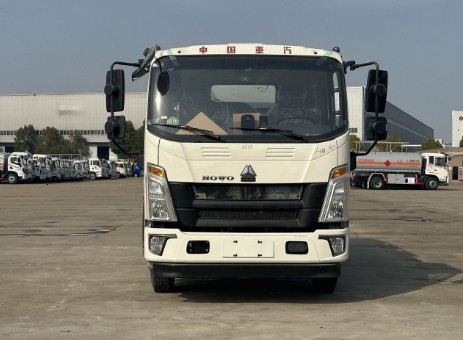 重汽豪沃7.5方加油車(chē)_楚勝牌CSC5097GJYZ6型加油車(chē) 重汽豪沃7.5方加油車(chē)_楚勝牌CSC5097GJYZ6型加油車(chē)