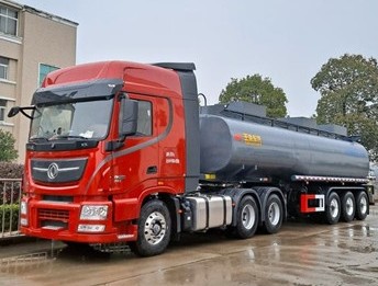 普貨襯塑半掛罐式車,特運牌DTA9403GGY型半掛供液車,DTA9401GGS型供水半掛車